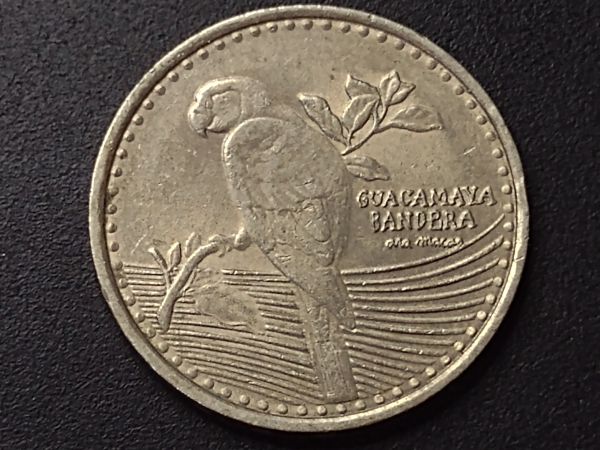 Colômbia  200 Pesos 2015 - CuNi - 998L -