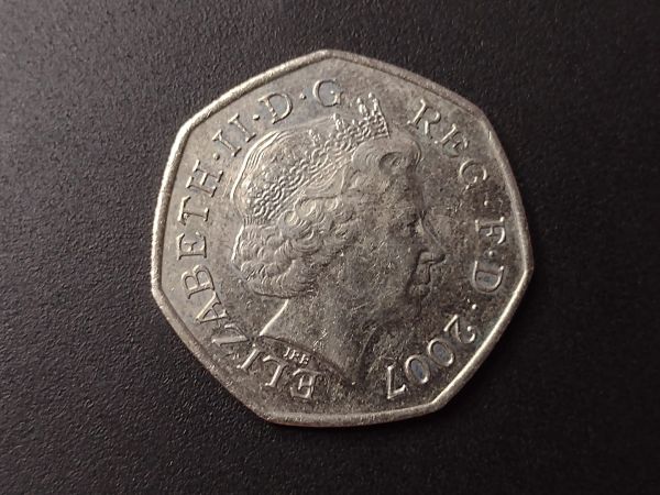 Inglaterra 50 Pence 2007 - CuNi - 980L -