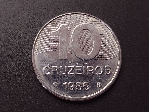 10 Cruzeiros - 1986 - última data da emissão - inox - MBC/S - 498L